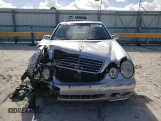 2001 Mercedes-Benz E-Class AWD with VIN WDBJF82J81X047632, listed as a Copart auction lot 72500514 with 149,635 mi miles and Non Repairable. Bid and sale history available at carsss.com. Image 5.