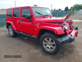 2017 Jeep Wrangler Unlimited 75th Anniversary with VIN 1C4BJWEG9HL752899, listed as a IAAI auction lot 42708937 with 99,326 mi miles and . Bid and sale history available at DreamBid. Image 1.