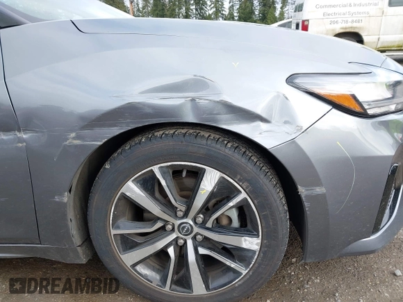 2023 Nissan Maxima SV with VIN 1N4AA6CV4PC512497, listed as a IAAI auction lot 41760990 with 32,400 mi miles and . Bid and sale history available at DreamBid. Image 6.