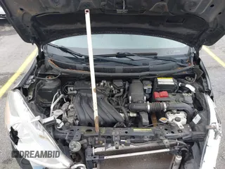 2017 Nissan Versa SV z VIN 3N1CN7AP3HL855554, wystawiony jako IAAI lot #42006848 z przebiegiem 155 485 mil mil oraz . Historia ofert i sprzedaży dostępna na DreamBid. Obrazek 10.