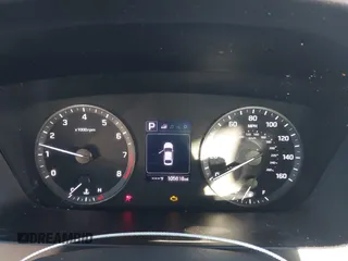 2017 Hyundai Sonata Sport z VIN 5NPE34AF2HH548393, wystawiony jako IAAI lot #41066745 z przebiegiem 105 818 mil mil oraz . Historia ofert i sprzedaży dostępna na DreamBid. Obrazek 7.