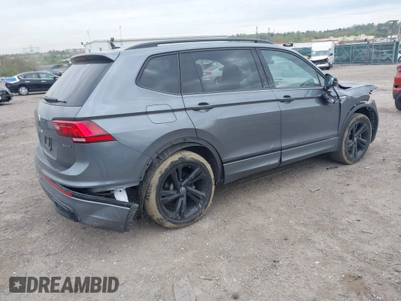 2024 Volkswagen Tiguan SE R-Line Black с VIN 3VV8B7AX7RM081396, выставлен на аукционе IAAI как лот 42079851 с пробегом 18 469 миль миль и . История ставок и продаж доступна на DreamBid. Изображение 4.