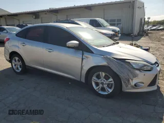 2013 Ford Focus SE z VIN 1FADP3F21DL351940, wystawiony jako Copart lot #55051225 z przebiegiem 103 994 mil mil oraz Tytuł czysty. Historia ofert i sprzedaży dostępna na DreamBid. Obrazek 4.