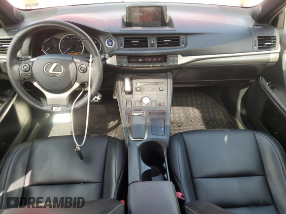 2015 Lexus CT 200h z VIN JTHKD5BHXF2238284, wystawiony jako Copart lot #49530865 z przebiegiem 142 844 mil mil oraz Szkody całkowita. Historia ofert i sprzedaży dostępna na DreamBid. Obrazek 8.