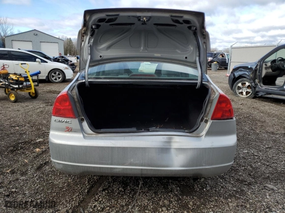 2003 Honda Civic DX with VIN 2HGES164X3H929064, listed as a Copart auction lot 81674954 with 309,324 mi miles and Salvage Title. Bid and sale history available at carsss.com. Image 6.