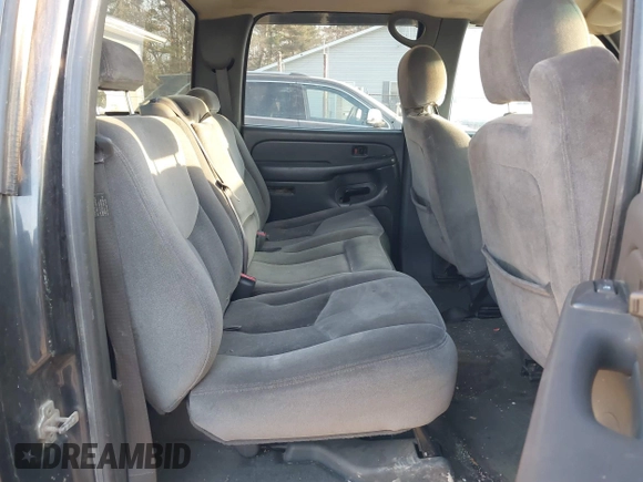 2004 GMC Sierra 1500 SLE z VIN 2GTEK13T041435042, wystawiony jako IAAI lot #41777775 z przebiegiem 218 745 mil mil oraz . Historia ofert i sprzedaży dostępna na DreamBid. Obrazek 8.