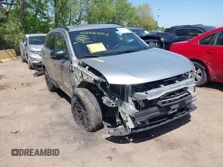 2020 Mitsubishi Outlander SE with VIN JA4AD3A36LZ046820, listed as a IAAI auction lot 42221057 with 79,758 mi miles and . Bid and sale history available at DreamBid. Image 1.