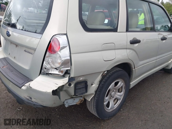 2006 Subaru Forester X z VIN JF1SG63606H754636, wystawiony jako IAAI lot #42545070 z przebiegiem 194 375 mil mil oraz . Historia ofert i sprzedaży dostępna na DreamBid. Obrazek 6.
