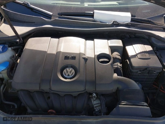 2010 Volkswagen Jetta Sedan Limited with VIN 3VWRX7AJ4AM013803, listed as a IAAI auction lot 41486509 with 162,391 mi miles. Bid and sale history available at carsss.com. Image 10.