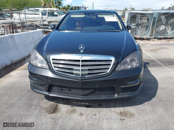 2009 Mercedes-Benz S-Class 5.5L V12 with VIN WDDNG76X09A273645, listed as a IAAI auction lot 41927453 with 1 mi miles. Bid and sale history available at carsss.com. Image 12.