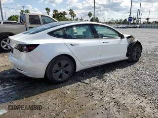 2023 Tesla Model 3 z VIN 5YJ3E1EA4PF607259, wystawiony jako Copart lot #54189935 z przebiegiem 29 951 mil mil oraz Szkoda całkowita • Salvage title. Historia ofert i sprzedaży dostępna na DreamBid. Obrazek 3.