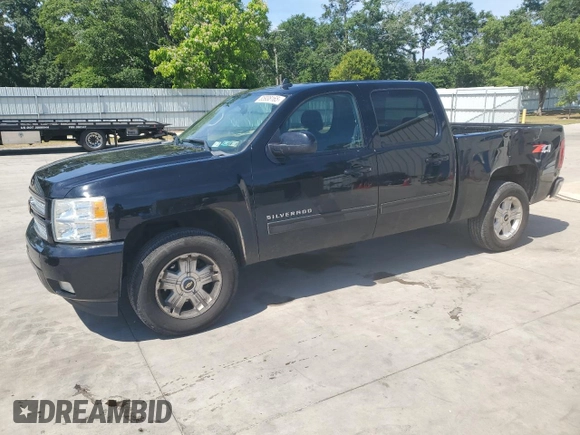 2013 Chevrolet Silverado 1500 LT with VIN 3GCPKSE7XDG119735, listed as a Copart auction lot 55938165 with 182,961 mi miles and Clean Title. Bid and sale history available at DreamBid. Image 1.