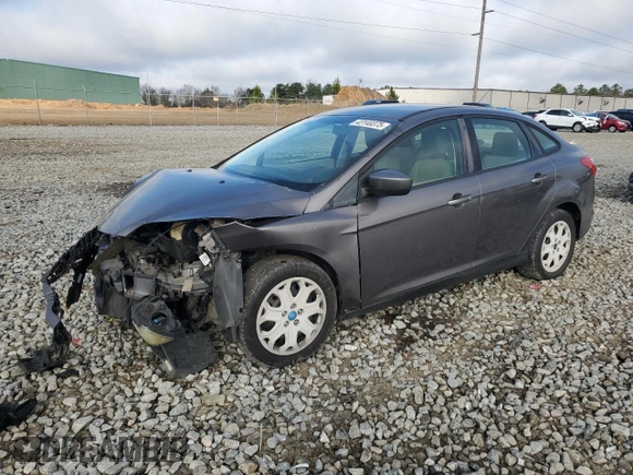 2012 Ford Focus SE with VIN 1FAHP3F28CL247817, listed as a Copart auction lot 43140375 with 150,182 mi miles and Salvage Title. Bid and sale history available at carsss.com. Image 1.