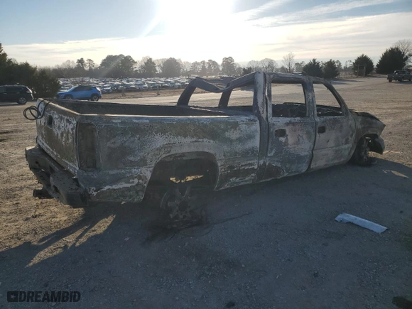 2006 Chevrolet Silverado 2500HD Work Truck with VIN 1GCHK23266F110272, listed as a Copart auction lot 42327625 with 0 mi miles and Non Repairable. Bid and sale history available at carsss.com. Image 3.