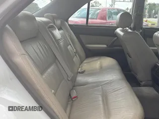 2000 Infiniti Q45 z VIN JNKBY31A0YM700503, wystawiony jako Copart lot #59358045 z przebiegiem 121 244 mil mil oraz Tytuł czysty. Historia ofert i sprzedaży dostępna na DreamBid. Obrazek 6.