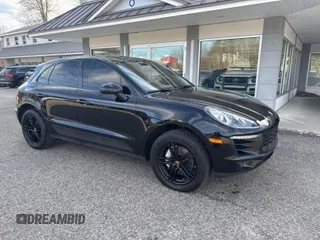 2015 Porsche Macan S with VIN WP1AB2A55FLB54536, listed as a IAAI auction lot 42045646 with 147,631 mi miles. Bid and sale history available at carsss.com. Image 1.