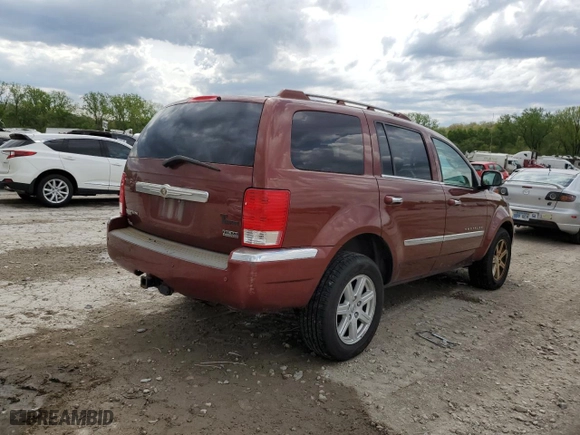 2007 Chrysler Aspen Limited with VIN 1A8HX58217F571370, listed as a Copart auction lot 54401125 with 211,701 mi miles and Clean Title. Bid and sale history available at carsss.com. Image 4.