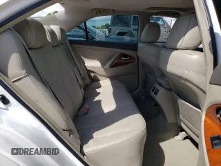 2008 Toyota Camry LE z VIN 4T1BK46K58U560311, wystawiony jako Copart lot #56431825 z przebiegiem 209 626 mil mil oraz Szkoda całkowita • Salvage title. Historia ofert i sprzedaży dostępna na DreamBid. Obrazek 10.