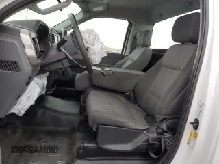 2021 Ford F-150 XL with VIN 1FTMF1EP8MKE68354, listed as a Copart auction lot 84733944 with 97,313 mi miles and Salvage title. Bid and sale history available at DreamBid. Image 7.