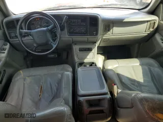 2001 Chevrolet Silverado 1500 LS with VIN 1GCEC19T11Z172390, listed as a Copart auction lot 78821024 with 426,587 mi miles and Salvage Title. Bid and sale history available at carsss.com. Image 8.