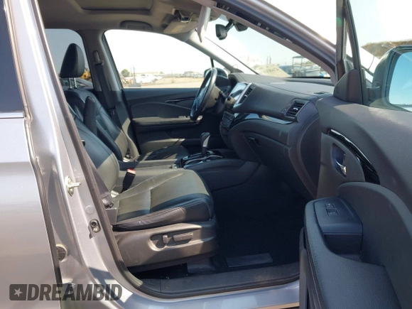2019 Honda Ridgeline RTL-E with VIN 5FPYK3F79KB029771, listed as a IAAI auction lot 42448369 with 90,142 mi miles and . Bid and sale history available at DreamBid. Image 5.