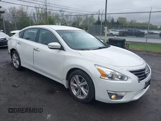 2013 Nissan Altima S with VIN 1N4AL3APXDC913643, listed as a IAAI auction lot 41977231 with 95,170 mi miles and . Bid and sale history available at DreamBid. Image 1.