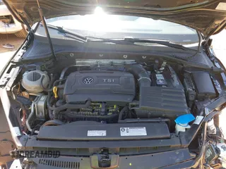 2016 Volkswagen GTI Autobahn z VIN 3VW547AU6GM064083, wystawiony jako IAAI lot #42340832 z przebiegiem 122 468 mil mil oraz . Historia ofert i sprzedaży dostępna na DreamBid. Obrazek 10.