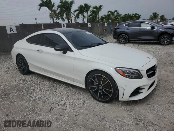 2020 Mercedes-Benz C 300 с VIN WDDWJ8DB2LF945931, выставлен на аукционе Copart как лот 61470194 с пробегом Не указан миль и На запчасти • Non repairable. История ставок и продаж доступна на DreamBid. Изображение 4.