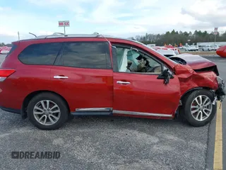 2015 Nissan Pathfinder SV with VIN 5N1AR2MN9FC625169, listed as a IAAI auction lot 40940937 with 68,555 mi miles and . Bid and sale history available at DreamBid. Image 13.