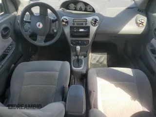 2006 Saturn ION z VIN 1G8AL58B56Z136492, wystawiony jako Copart lot #52090575 z przebiegiem 74 628 mil mil oraz Szkody całkowita. Historia ofert i sprzedaży dostępna na DreamBid. Obrazek 8.