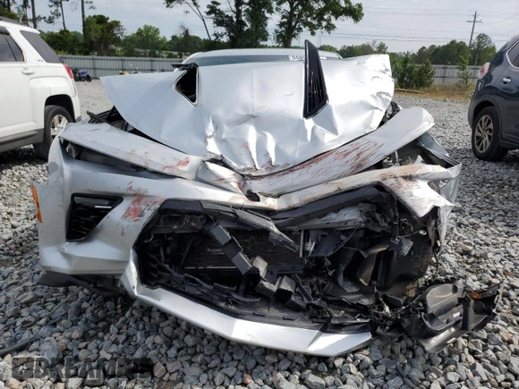 2016 Chevrolet Camaro 2SS with VIN 1G1FG1R76G0141332, listed as a Copart auction lot 55898725 with 70,810 mi miles and Salvage title. Bid and sale history available at DreamBid. Image 5.