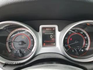 2017 Dodge Journey SXT z VIN 3C4PDDBGXHT508768, wystawiony jako Copart lot #49236505 z przebiegiem 89 230 mil mil oraz Szkoda całkowita • Salvage title. Historia ofert i sprzedaży dostępna na DreamBid. Obrazek 9.