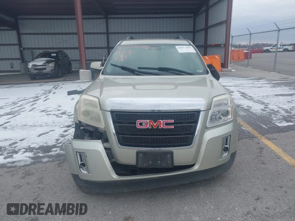 2015 GMC Terrain SLE with VIN 2GKALREK2F6301528, listed as a IAAI auction lot 40977094 with 178,985 mi miles. Bid and sale history available at carsss.com. Image 13.