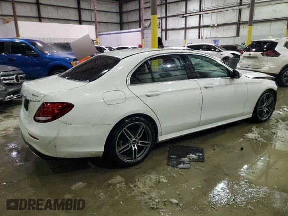 2017 Mercedes-Benz E 300 Luxury z VIN WDDZF4KB5HA087692, wystawiony jako Copart lot #46147515 z przebiegiem 78 524 mil mil oraz Szkoda całkowita • Salvage title. Historia ofert i sprzedaży dostępna na DreamBid. Obrazek 3.