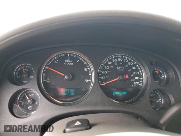 2008 Chevrolet Suburban 3LT z VIN 1GNFC16J28J158036, wystawiony jako Copart lot #83889104 z przebiegiem 189 822 mil mil oraz Szkoda całkowita • Salvage title. Historia ofert i sprzedaży dostępna na DreamBid. Obrazek 9.