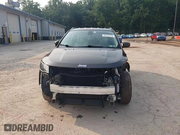 2018 Jeep Compass Latitude with VIN 3C4NJDBB3JT154795, listed as a Copart auction lot 60204275 with 56,167 mi miles and Salvage title. Bid and sale history available at DreamBid. Image 14.