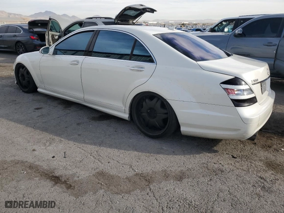 2009 Mercedes-Benz S-Class 5.5L V8 with VIN WDDNG71X39A277664, listed as a Copart auction lot 84507304 with 110,006 mi miles and Salvage Title. Bid and sale history available at carsss.com. Image 2.