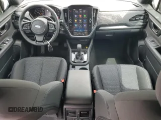 2025 Subaru Forester Premium z VIN JF2SLDBC0SH521532, wystawiony jako Copart lot #55326615 z przebiegiem 2 133 mil mil oraz Szkoda całkowita • Salvage title. Historia ofert i sprzedaży dostępna na DreamBid. Obrazek 8.