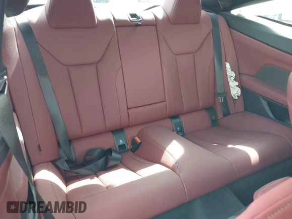 2025 BMW 4 Series M440i с VIN WBA73DA08SCT12903, выставлен на аукционе IAAI как лот 42461458 с пробегом Не указан миль и . История ставок и продаж доступна на DreamBid. Изображение 8.
