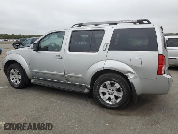 2005 Nissan Pathfinder LE with VIN 5N1AR18WX5C741945, listed as a Copart auction lot 71729874 with 130,975 mi miles and Salvage Title. Bid and sale history available at carsss.com. Image 2.