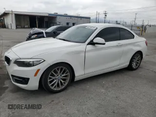 2016 BMW 2 Series 228i z VIN WBA1F9C5XGV546118, wystawiony jako Copart lot #48220225 z przebiegiem 157 094 mil mil oraz Szkoda całkowita • Salvage title. Historia ofert i sprzedaży dostępna na DreamBid. Obrazek 1.