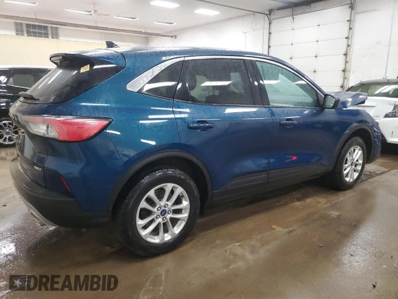 2020 Ford Escape SE z VIN 1FMCU9G67LUB00394, wystawiony jako Copart lot #49620545 z przebiegiem 79 009 mil mil oraz Nie do naprawy • Non repairable. Historia ofert i sprzedaży dostępna na DreamBid. Obrazek 3.