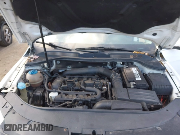 2011 Volkswagen CC Sport с VIN WVWMP7AN4BE719385, выставлен на аукционе IAAI как лот 40704729 с пробегом 147 096 миль миль и . История ставок и продаж доступна на DreamBid. Изображение 10.