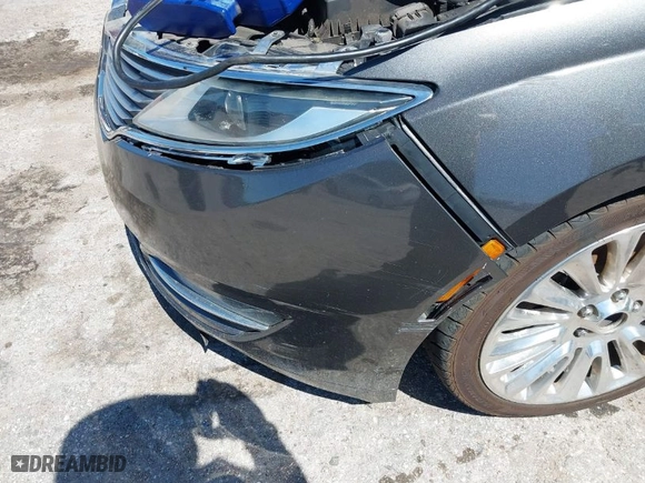 2015 Lincoln MKZ with VIN 3LN6L2GK8FR626744, listed as a IAAI auction lot 41835143 with NaN miles. Bid and sale history available at carsss.com. Image 6.