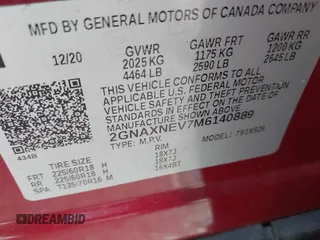 2021 Chevrolet Equinox Premier z VIN 2GNAXNEV7M6140889, wystawiony jako IAAI lot #42039443 z przebiegiem 101 767 mil mil oraz . Historia ofert i sprzedaży dostępna na DreamBid. Obrazek 9.