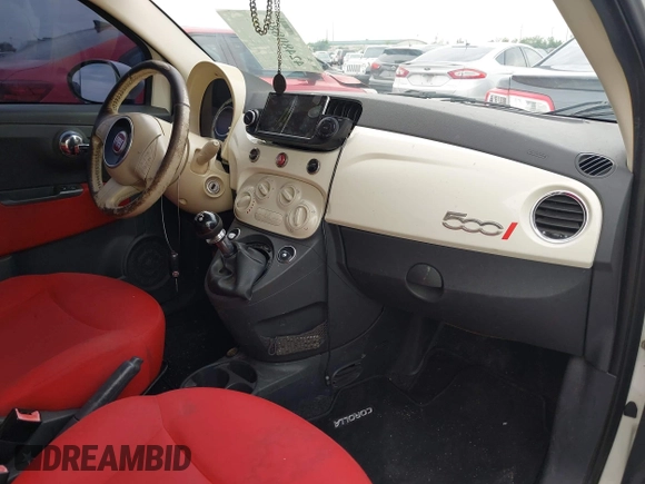 2013 FIAT 500 Pop z VIN 3C3CFFAR1DT512343, wystawiony jako IAAI lot #42480889 z przebiegiem 160 615 mil mil oraz . Historia ofert i sprzedaży dostępna na DreamBid. Obrazek 5.
