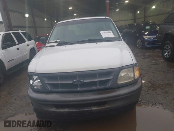 1998 Ford F-150 с VIN 1FTZX1723WNA81460, выставлен на аукционе IAAI как лот 41550492 с пробегом 180 376 миль миль и . История ставок и продаж доступна на DreamBid. Изображение 11.