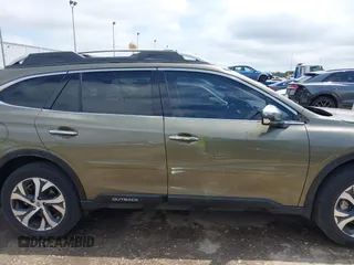2021 Subaru Outback Touring XT with VIN 4S4BTGPD8M3210606, listed as a IAAI auction lot 42061793 with 17,550 mi miles and . Bid and sale history available at DreamBid. Image 14.