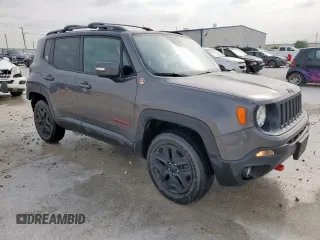 2018 Jeep Renegade Trailhawk z VIN ZACCJBCB1JPJ02192, wystawiony jako Copart lot #56064425 z przebiegiem 75 701 mil mil oraz Szkoda całkowita • Salvage title. Historia ofert i sprzedaży dostępna na DreamBid. Obrazek 4.