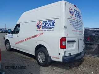 2015 Nissan NV S with VIN 1N6AF0LX6FN801701, listed as a IAAI auction lot 42000879 with 205,326 mi miles. Bid and sale history available at carsss.com. Image 3.